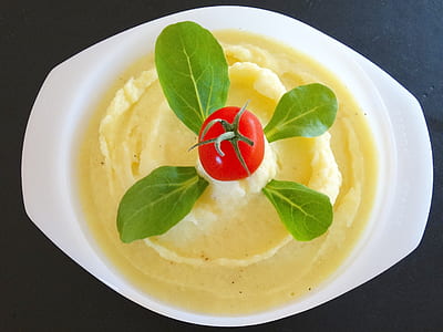 mashed potato with tomato thumbnail