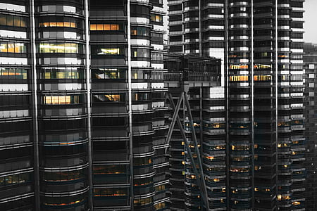 high rise buildings thumbnail