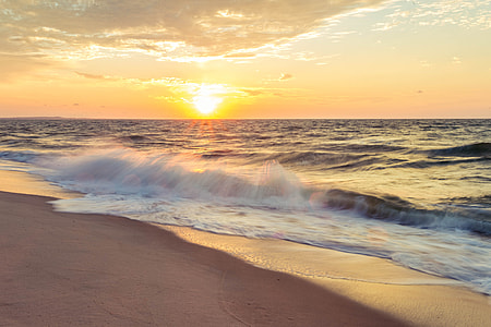 splash of water on seashore photo thumbnail