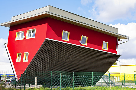 The House On The Roof, Red thumbnail