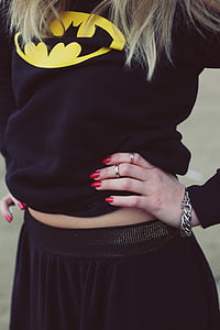 woman holding her waist thumbnail