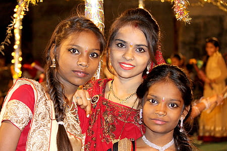 three women taking groufie thumbnail
