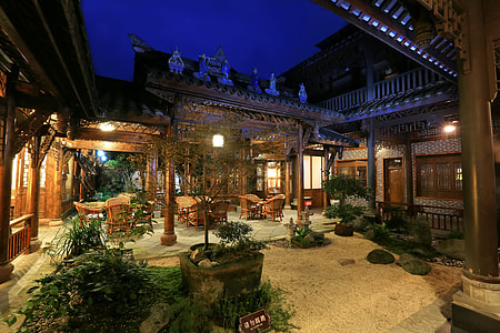 Courtyard, Chinese Style thumbnail