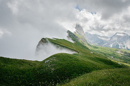 peak of mountain with clouds thumbnail