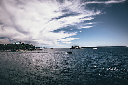 boat in body of water thumbnail