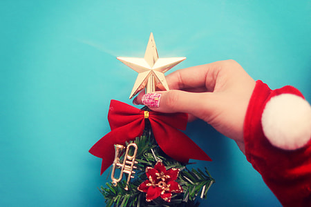 brown christmas tree star thumbnail