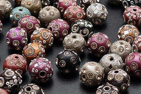 bunch of decorative ball thumbnail