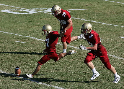 people playing football thumbnail
