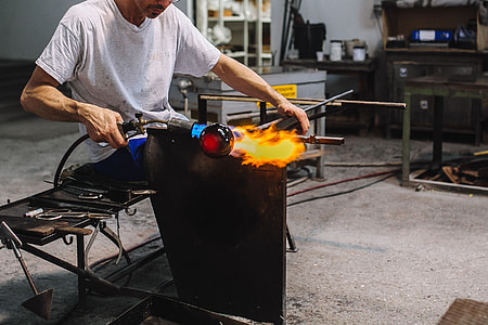 Venini glass factory and museum on the islands of Murano, Italy thumbnail