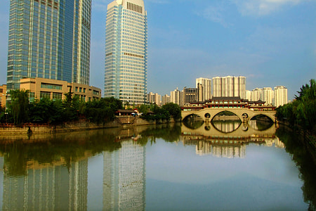 Anshunlang bridge and Jin river in Chengdu, China thumbnail