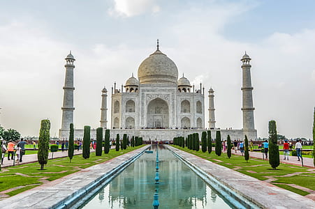 Taj Mahal, India thumbnail