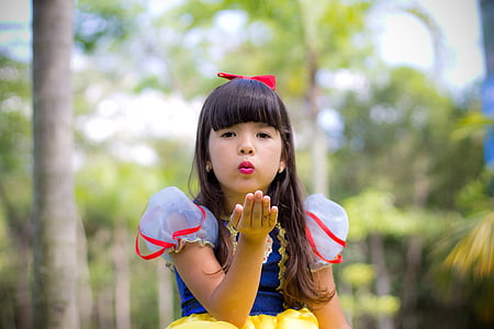 girl wearing snow white costume thumbnail