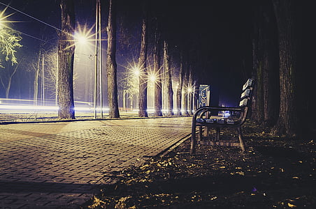 empty bench thumbnail