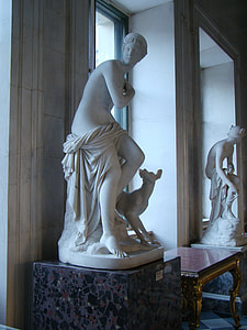 Sculpture, St Petersburg Russia thumbnail