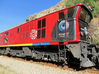 train near cliff thumbnail