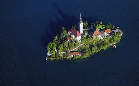 aerial photo of mini island thumbnail