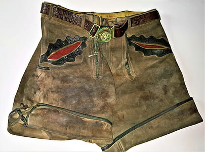 brown shorts thumbnail
