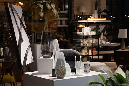 Clear Glass Vases thumbnail