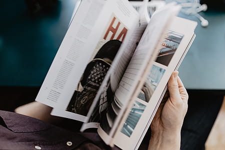 Reading a magazine thumbnail