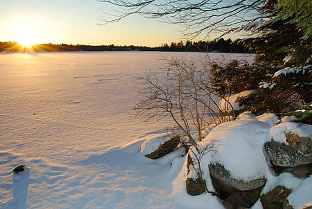 Sunrise on Frozen lake Echo in Halifax, Nova Scotia thumbnail