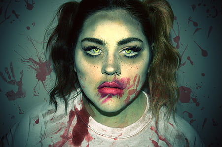 woman wearing white crew-neck shirt thumbnail