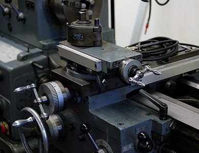 closeup photo of gray and black machine thumbnail
