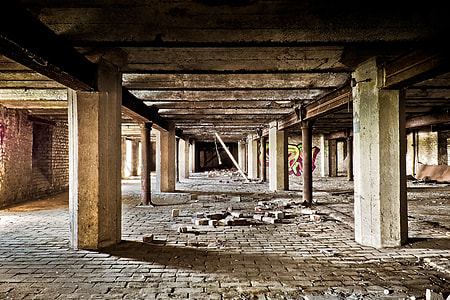 gray concrete building thumbnail
