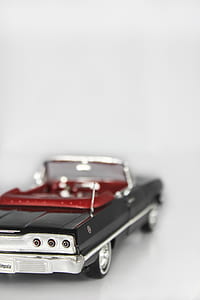 Black Classic Car Scale Model thumbnail
