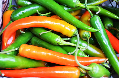 closeup photo of green and red chili lot thumbnail