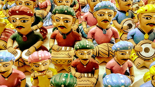 male figurines thumbnail