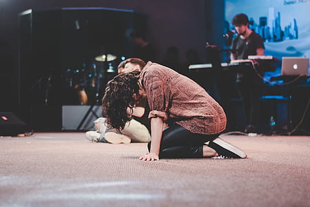 woman kneeling on floor thumbnail