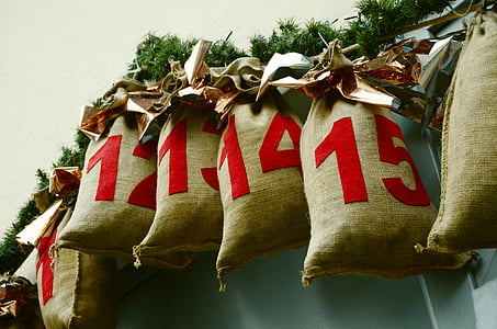 brown sacks with number-printed thumbnail