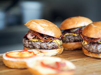 bacon burgers thumbnail
