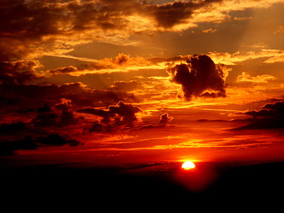 silhouette of clouds thumbnail