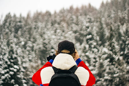 man facing towards trees thumbnail