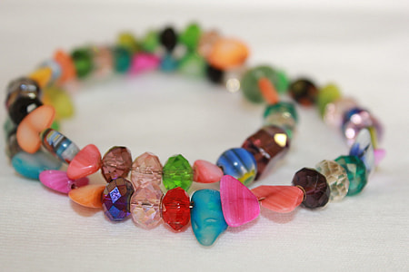 assorted-color beaded bracelet thumbnail