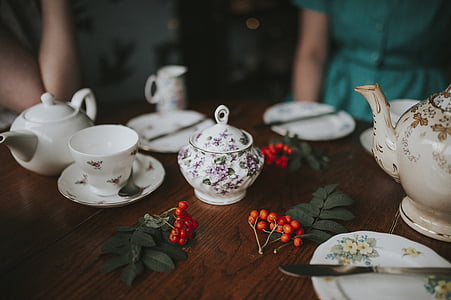 tea set on table thumbnail