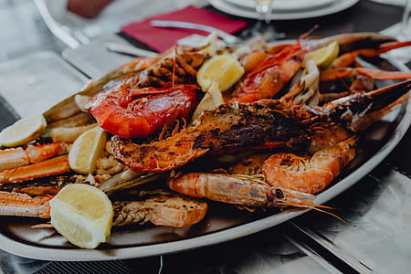 Roasted Mixed Seafood Contain Crabs, Mussels, Big Shrimps, Calamari Squids thumbnail