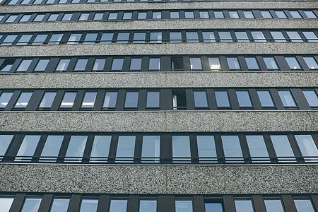 Boring office building thumbnail