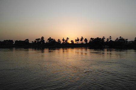sunset over the horizon thumbnail