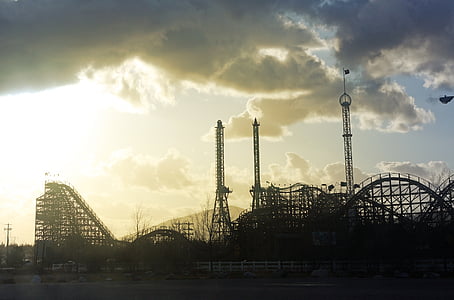 roller coaster thumbnail