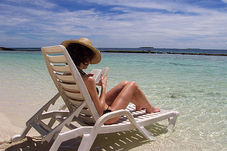 woman in black bikini thumbnail