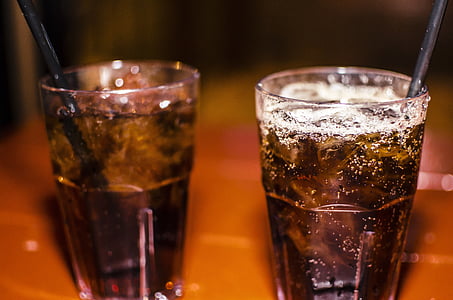 closeup photo of two clear drinking glasses thumbnail