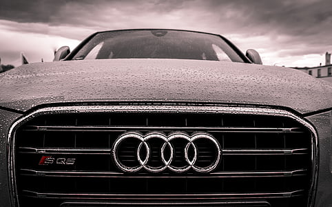 black Audi car thumbnail