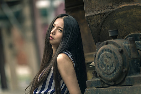 Beautiful Asian Women with long Hair thumbnail