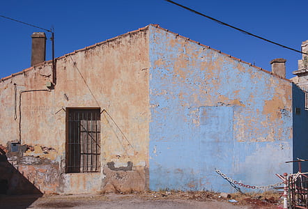 blue and brown concrete building thumbnail
