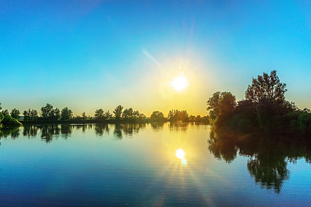 sunrise and lake thumbnail