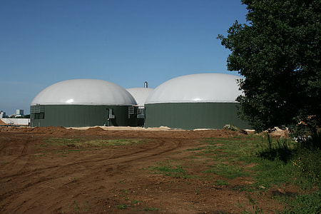 close-up photo of white and grey dome buildings thumbnail