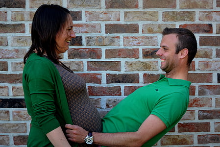 man and woman facing each other thumbnail