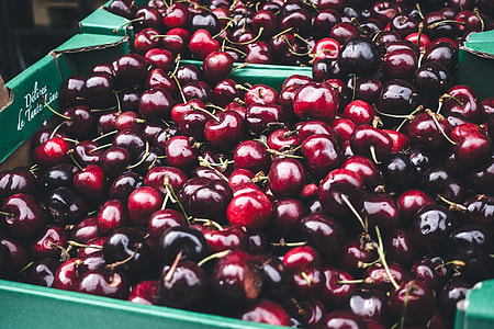 Dark red cherries thumbnail